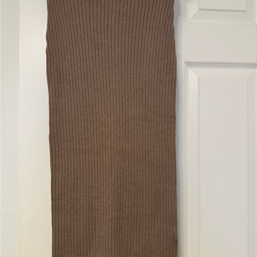 H&M Brown Ribbed Midi Skirt